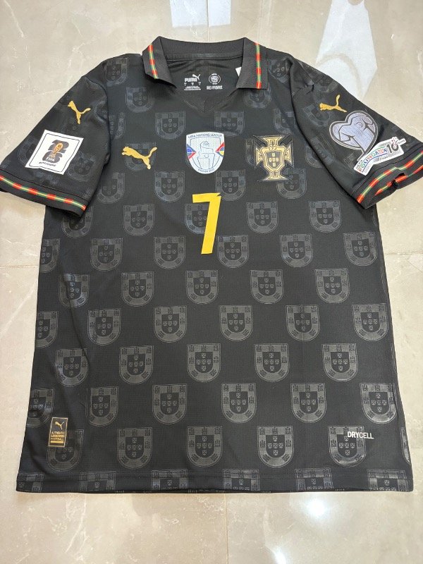 Producto - Portugal Edición Pantera Negra 25/26 Versión Hincha 7 Ronaldo Eliminatorias