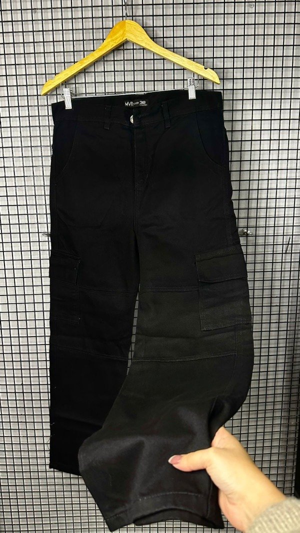 Producto - JEANS BAGGY CARGO NEGRO