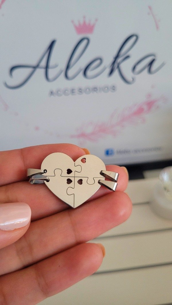 Producto - Dije corazón para compartir de acero quirúrgico