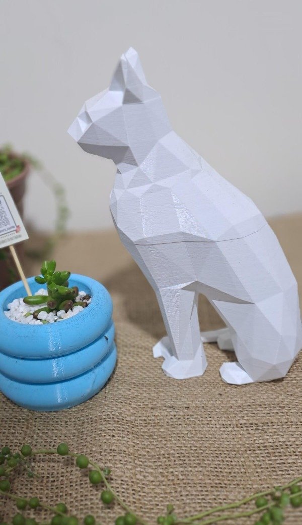 Producto - Gato poly 20 cm 3D