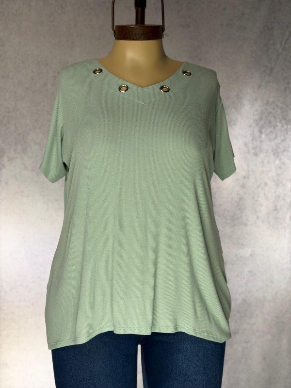 Producto - REMERA VERDE MORLEY CON ARANDELAS