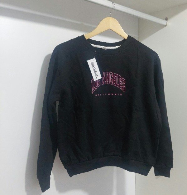 Producto - Buzo LOS ANGELES negro