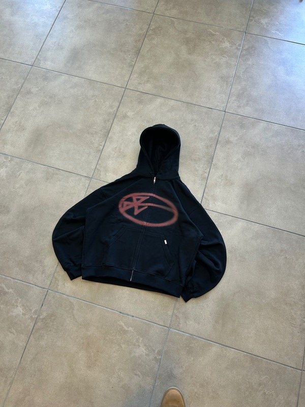 Producto - ZIP HOODIE DIRTY RED