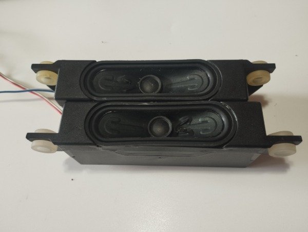 Producto - Juego Par De Parlantes Tv Noblex Dk50x6500