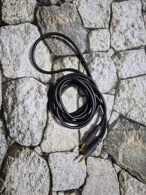 Producto - Cable auxiliar 3.5 2Mts