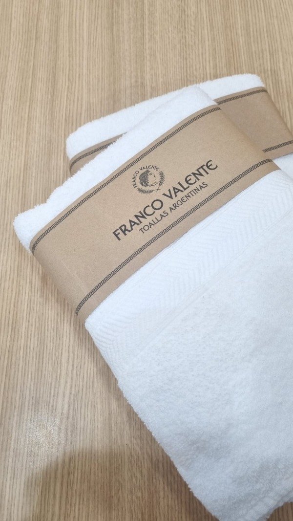Producto - PACK X2 Toallón y toalla - Franco Valente 400gr