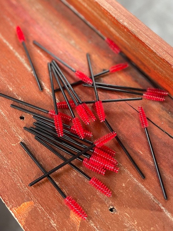 Producto - Cepillo para pestañas , cepillitos 3 por 1000