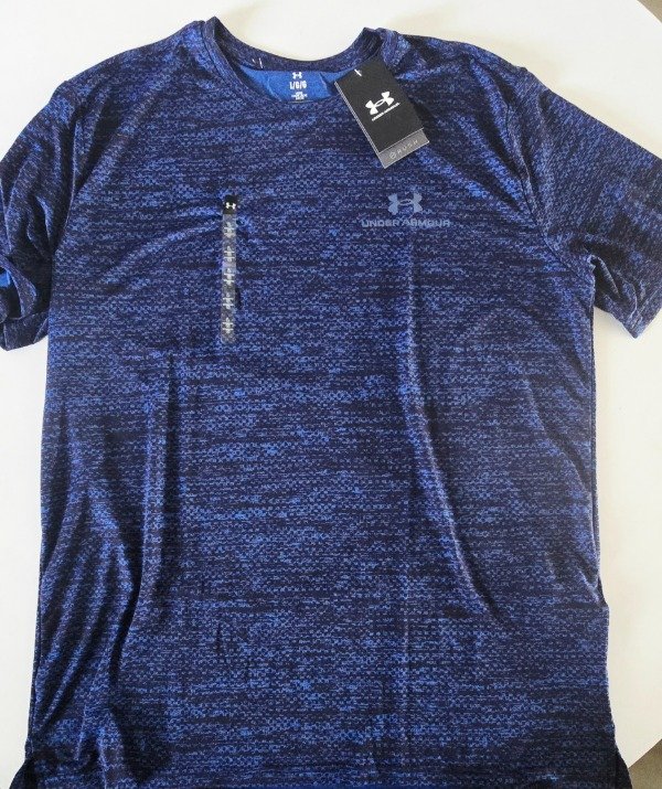 Remera deportiva Under Armour talle L azul