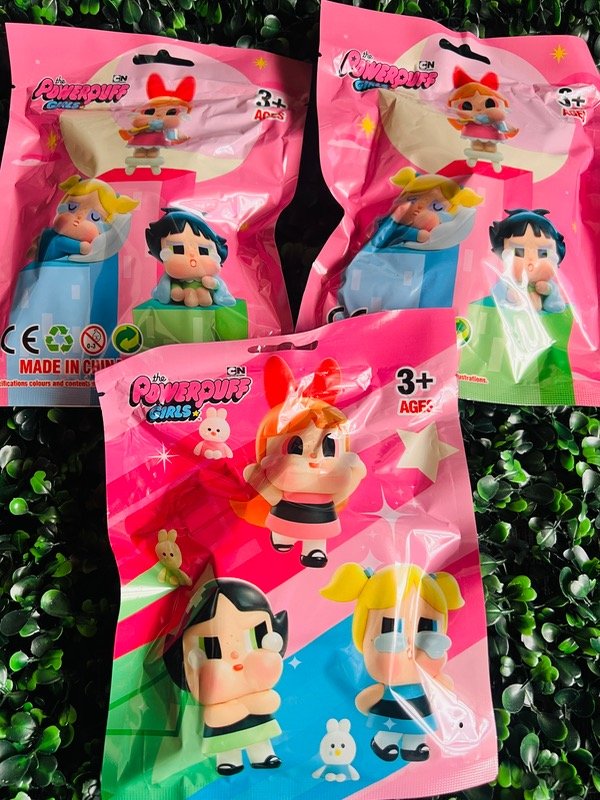 Producto - Sorpresitas personajes llavero peluche+ cartas - 2