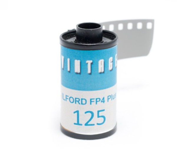 Producto - Ilford Fp4 Plus 125 (bobinado)