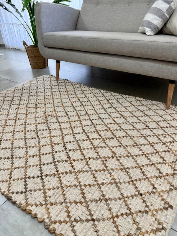 Producto - ALFOMBRA ROMBOS DE YUTE Y ALGODÓN 120x180