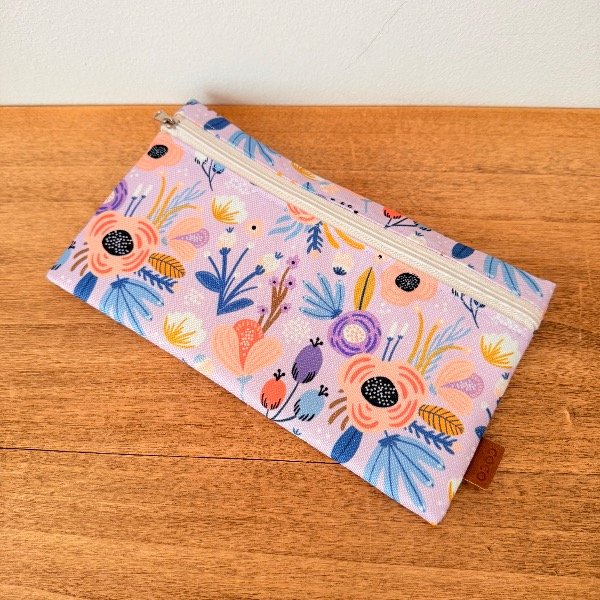 Producto - CARTUCHERA UMA Diseño Floral Violeta