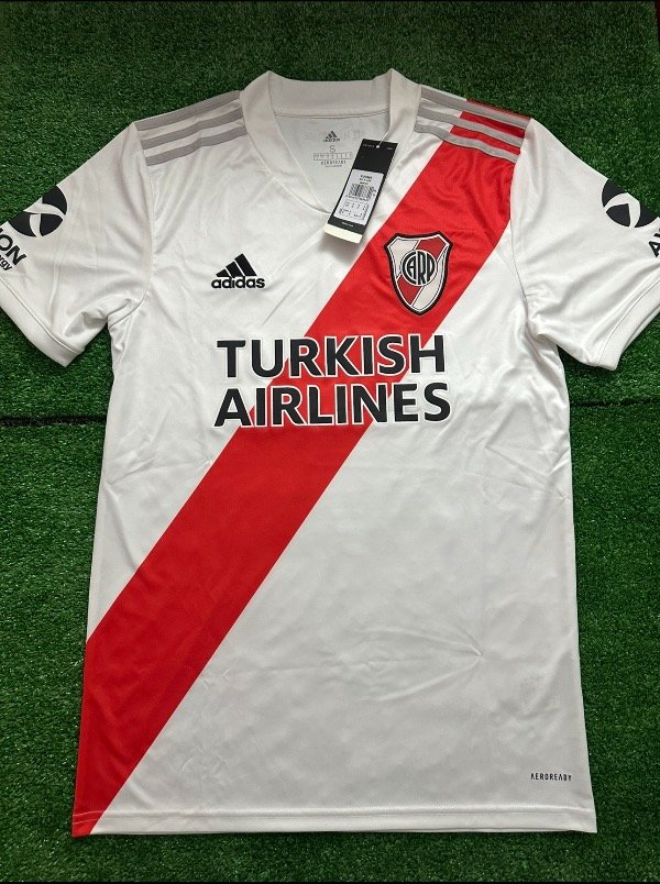 Producto - OUTLET #9 [TITULAR AEROREADY TEMP. 20/21 (S)