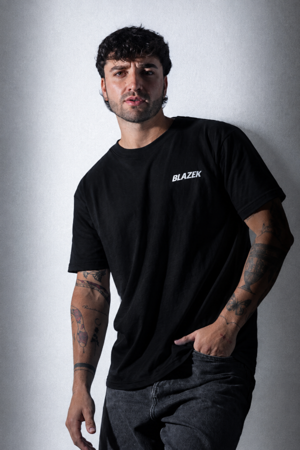 Producto - REMERA BLAZEK CLASSIC - 5