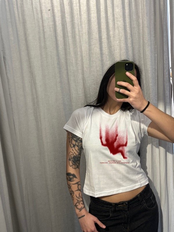 Producto - Baby tee - Caer - PREVENTA - 1