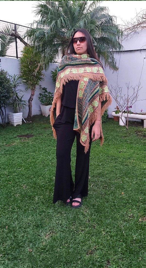 Producto - RUANA EN TONOS VERDES