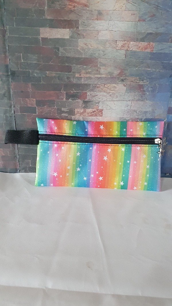 Producto - Cartuchera Canopla Cordura Arcoiris con Estrellas
