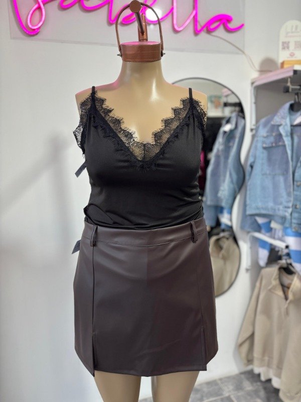Producto - Short pollera Naomi cuerina