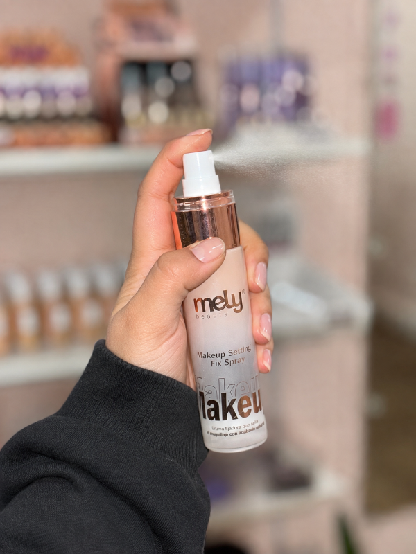 Producto - Fijador de maquillaje waterproof Mely - 0