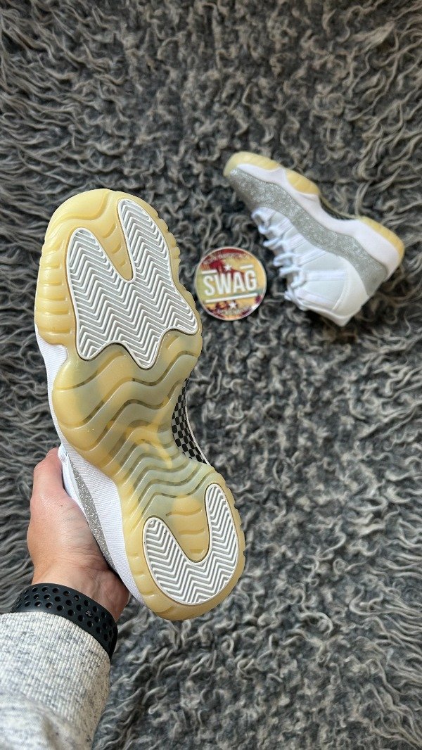 Producto - JORDAN RETRO 11 GLITTER PACK - 3