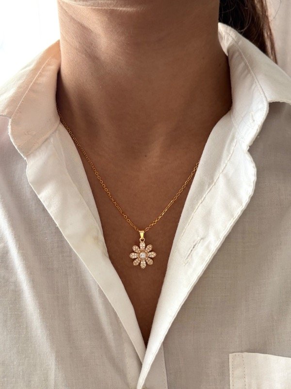 Producto - Collar dorado margarita perla