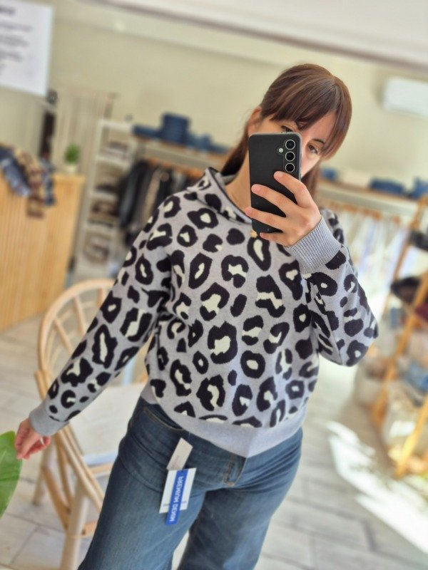 Producto - Sweater con Capucha Print