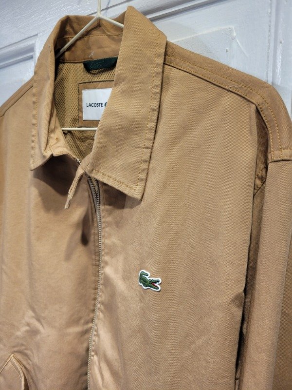 Producto - Campera LACOSTE tostado de gabardina Talle M - PRECIO: 145X - 4