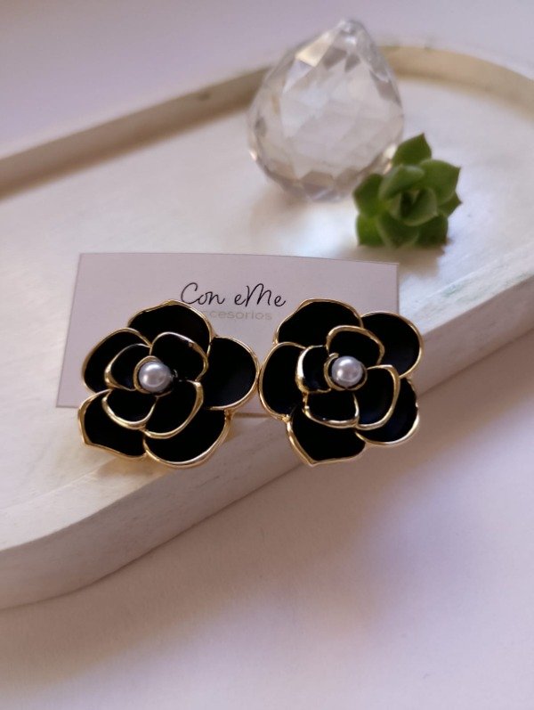 Producto - Aros Flor Negra - 1