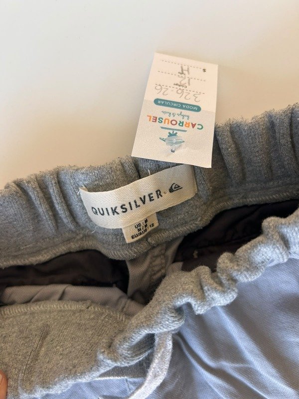 Producto - Bermuda gris marca Quiksilver - 3