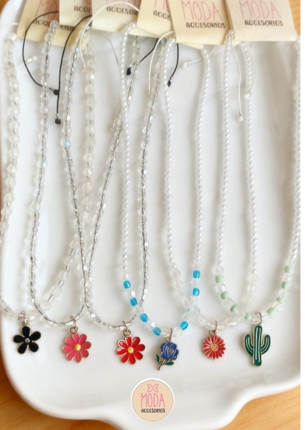 Producto - Collares de perlas con dije