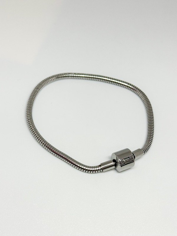 Producto - Pulsera acero quirúrgico cierre Pandora