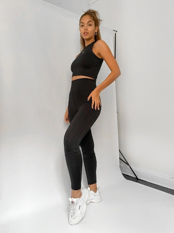 Producto - Calza ESSENTIAL Negro