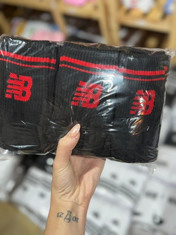 Producto - Docena Cerrada NB Negro y rojo