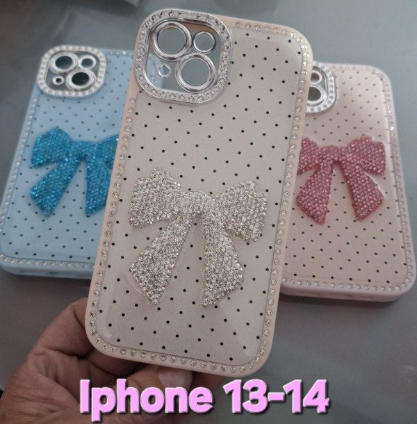 Producto - Fundas diseño strass con moño glitter. IPhone 13