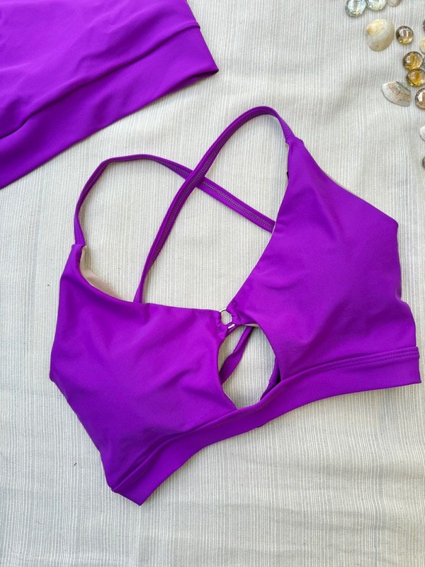 Producto - Top ARYA GUINDA