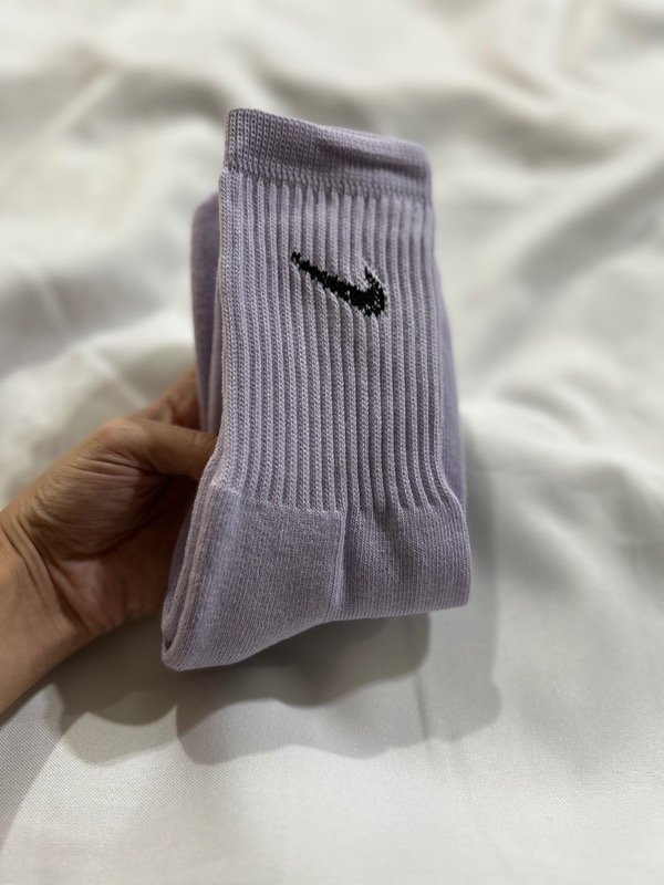 Producto - NIKE LILA TOALLA