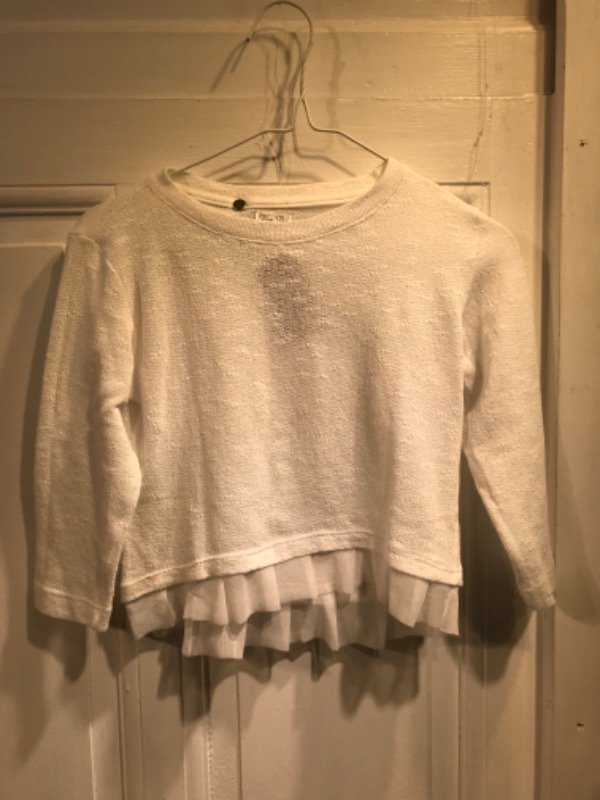 Producto - Buzo VAN DIKE blanco rustico transparente y tull Talle 4- PRECIO: 20x
