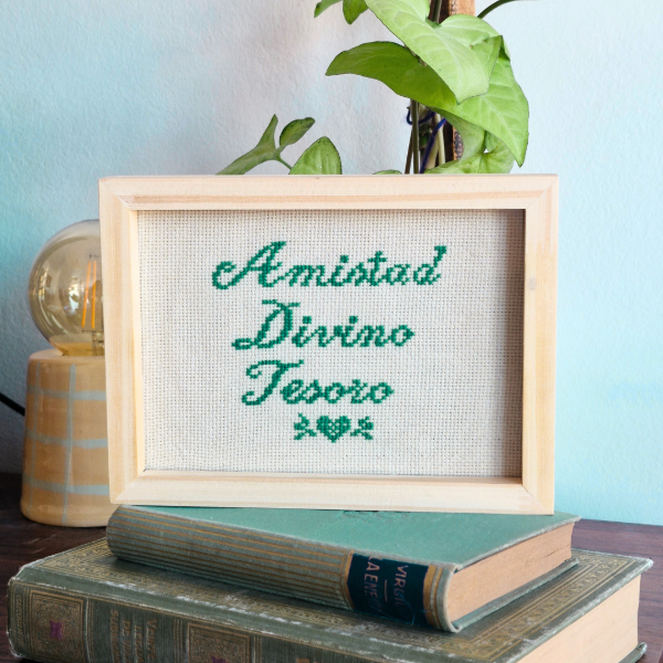 Producto - Amistad Divino Tesoro - Cuadro bordado en punto cruz - 1