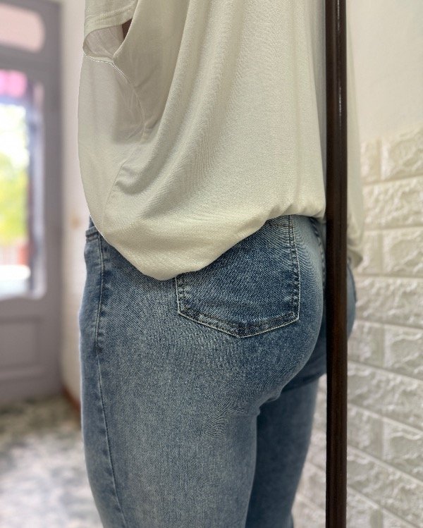 Producto - Jeans Margarita recto