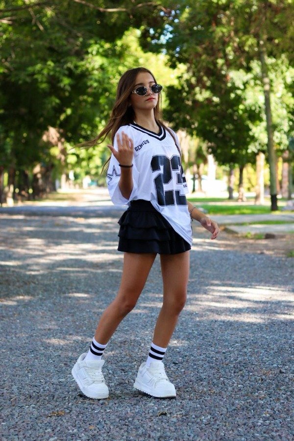 Producto - POLLERA EMI