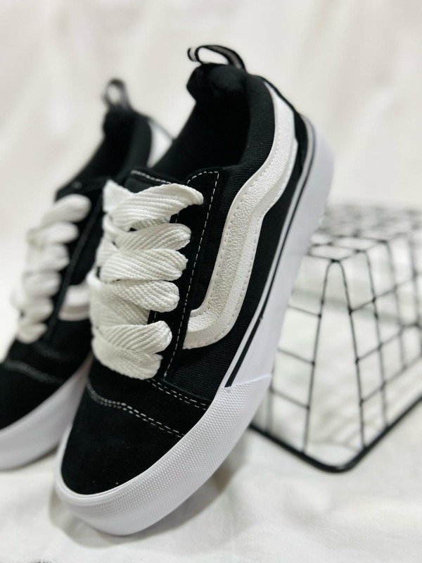 Producto - Zapatilla Vans KNU