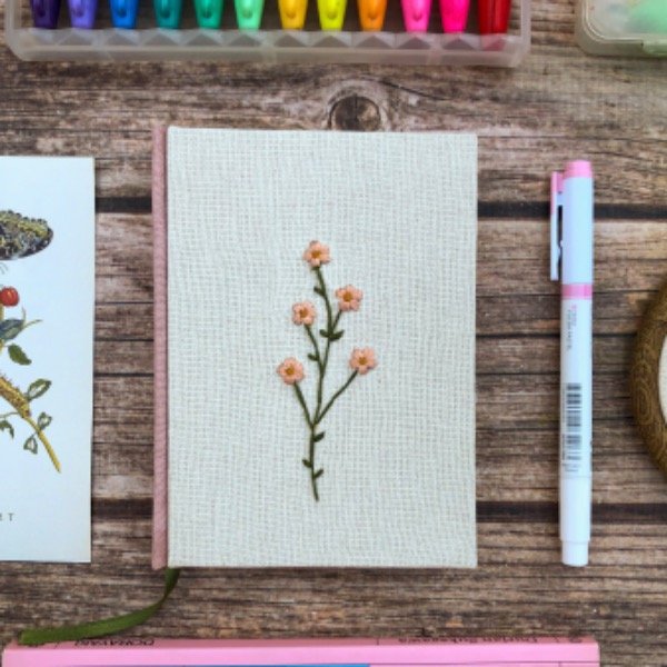 Producto - Cuaderno pocket florcitas rosas