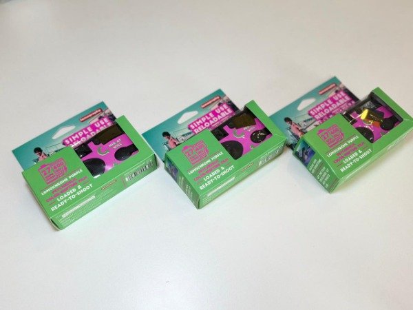 Producto - Cámara Lomography Simple Use Recargable Purple