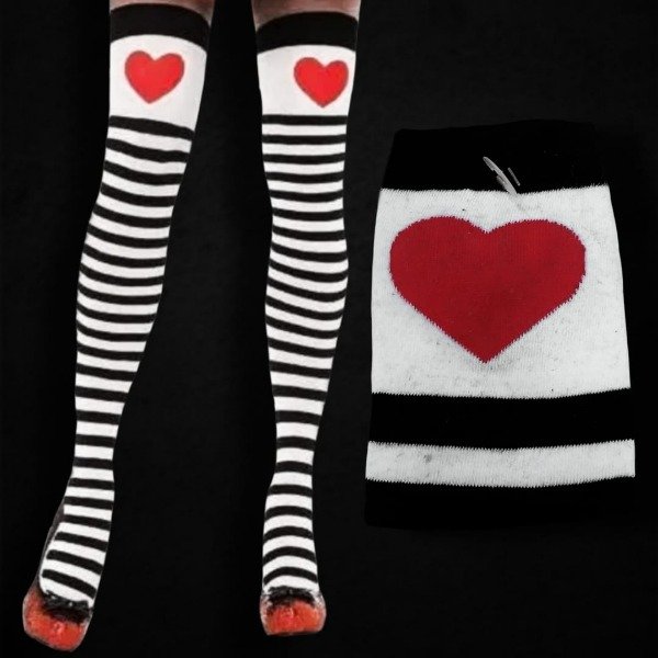 Producto - Medias Bucaneras Reina de corazones