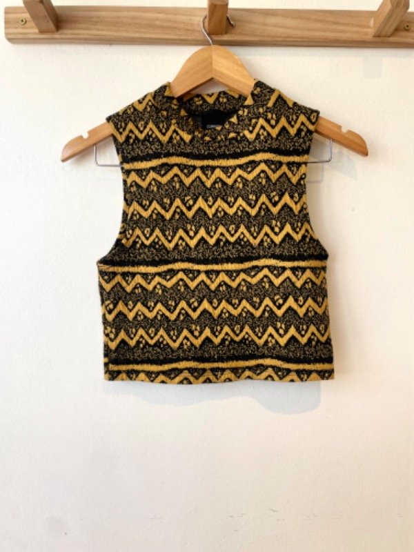 Producto - Top mostaza Complot talle M