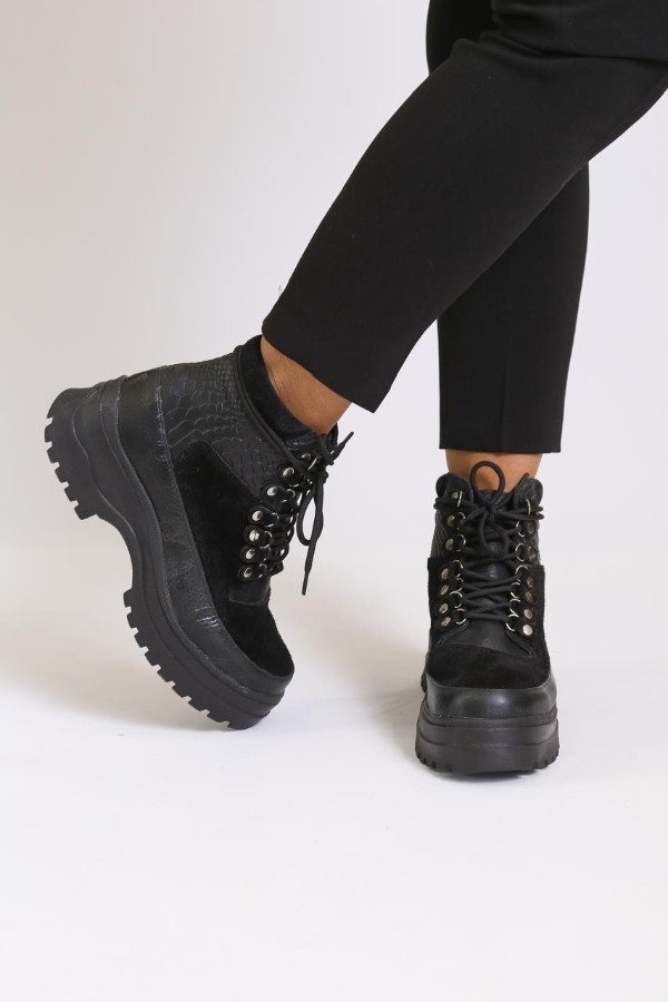 Producto - FAVALORO NEGRO CROCO
