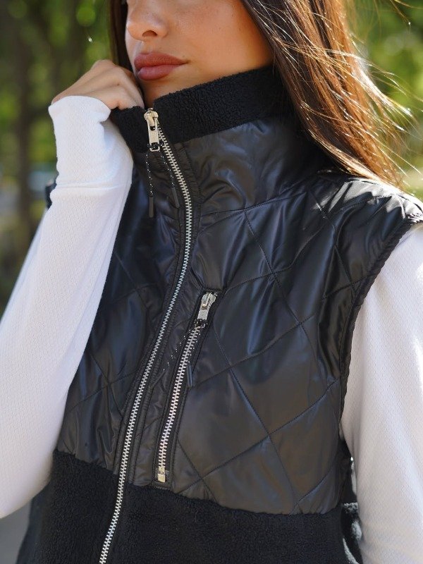 Producto - Chaleco cuello alto combinado Cire y polar