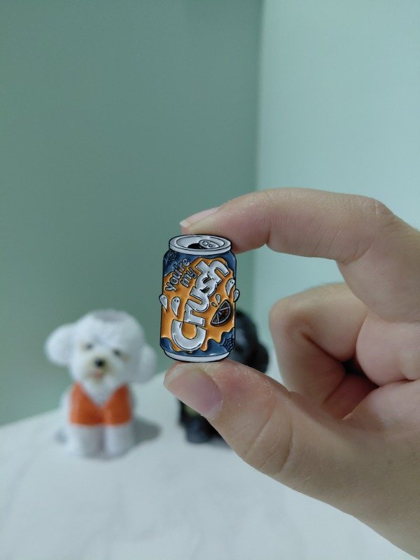 Producto - Pin metalizado - Bebida "You're my crush #3116