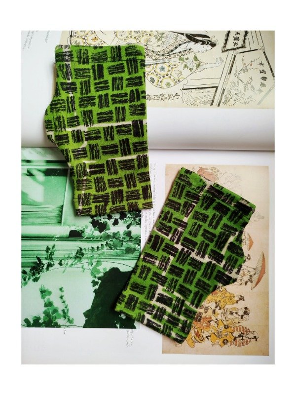 Producto - Mitones Emi -textura verde-