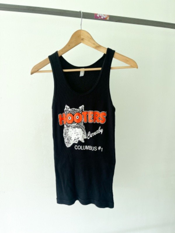 Musculosa hooters